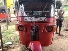 Bajaj 4 Stroke 2010 Three Wheel