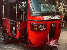 Bajaj 4strock 2011 Three Wheel