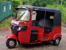 Bajaj 4 Stroke 2015 Three Wheel