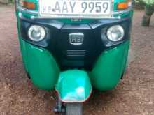 Bajaj 4 Stroke 2015 Three Wheel