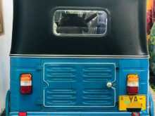 Bajaj 4 Stroke 2010 Three Wheel