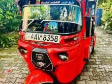 Bajaj 4 Stroke 2015 Three Wheel