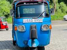 Bajaj 4 Stroke 2012 Three Wheel