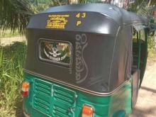 Bajaj 4 Stroke 2009 Three Wheel