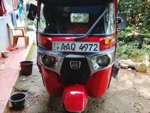 Bajaj 4strok 2014 Three Wheel