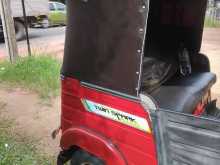 https://riyasewana.com/uploads/bajaj-4strok-12749394012.jpg