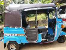 https://riyasewana.com/uploads/bajaj-4strok-15918224232.jpg