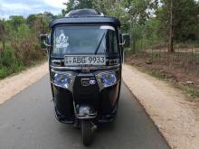 Bajaj 4 Stroke 2015 Three Wheel