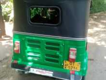 Bajaj 4 Stroke 2009 Three Wheel