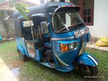 Bajaj 4 Stroke 2010 Three Wheel