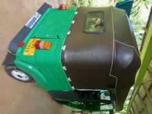 Bajaj 4strok 2010 Three Wheel