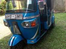 Bajaj 4 Stroke 2010 Three Wheel