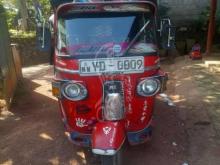 Bajaj 4 Stroke 2010 Three Wheel