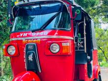 Bajaj 4strok 2010 Three Wheel