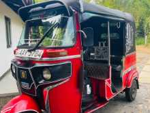 Bajaj 4 Stroke 2015 Three Wheel