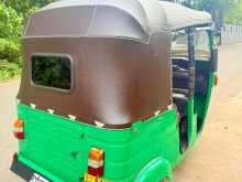 https://riyasewana.com/uploads/bajaj-4strok-21001524802.jpg