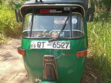 Bajaj 4 Stroke 2009 Three Wheel