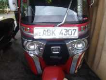 Bajaj 4 Stroke 2016 Three Wheel