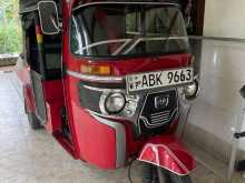Bajaj 4 Stroke 2016 Three Wheel