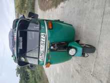 Bajaj 4 Stroke 2004 Three Wheel