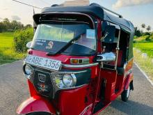 Bajaj 4 Stroke 2015 Three Wheel