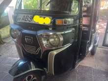 Bajaj 4strok 2018 Three Wheel