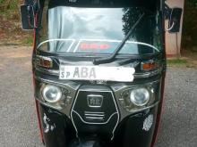 Bajaj 4 Stroke 2015 Three Wheel