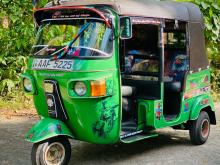 Bajaj 4 Stroke 2012 Three Wheel
