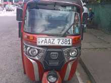 Bajaj 4 Stroke 2015 Three Wheel
