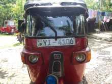 Bajaj 4 Stroke 2011 Three Wheel