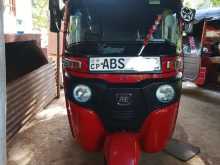 Bajaj 4 Stroke 2018 Three Wheel