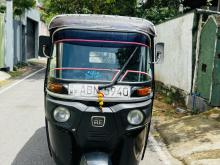 Bajaj 4stroke 2016 Three Wheel