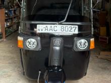 Bajaj 4 Stroke 2012 Three Wheel