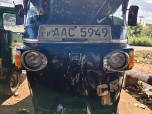 Bajaj 4 Stroke 2013 Three Wheel