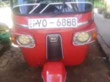 Bajaj 4stroke 2011 Three Wheel