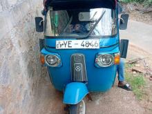 Bajaj 4 Stroke 2010 Three Wheel