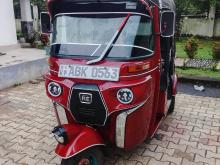 Bajaj 4 Stroke 2016 Three Wheel