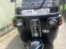 Bajaj 4 Stroke 2011 Three Wheel