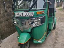 Bajaj 4 Stroke 2019 Three Wheel