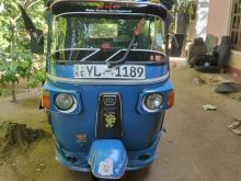 Bajaj 4 Stroke 2011 Three Wheel