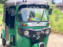 Bajaj 4 Stroke 2016 Three Wheel