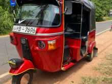 Bajaj 4stroke 2010 Three Wheel