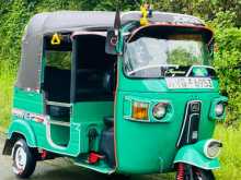 Bajaj 4 Stroke 2010 Three Wheel