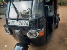 Bajaj 4 Stroke 2010 Three Wheel