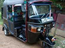 Bajaj 4stroke 2010 Three Wheel