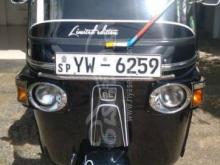 Bajaj 4 Stroke 2012 Three Wheel