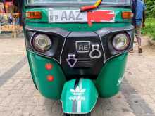 Bajaj 4 Stroke 2015 Three Wheel