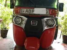Bajaj 4 Stroke 2017 Three Wheel