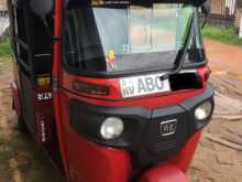 Bajaj 4stroke 2017 Three Wheel