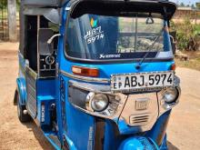 Bajaj 4 Stroke 2016 Three Wheel